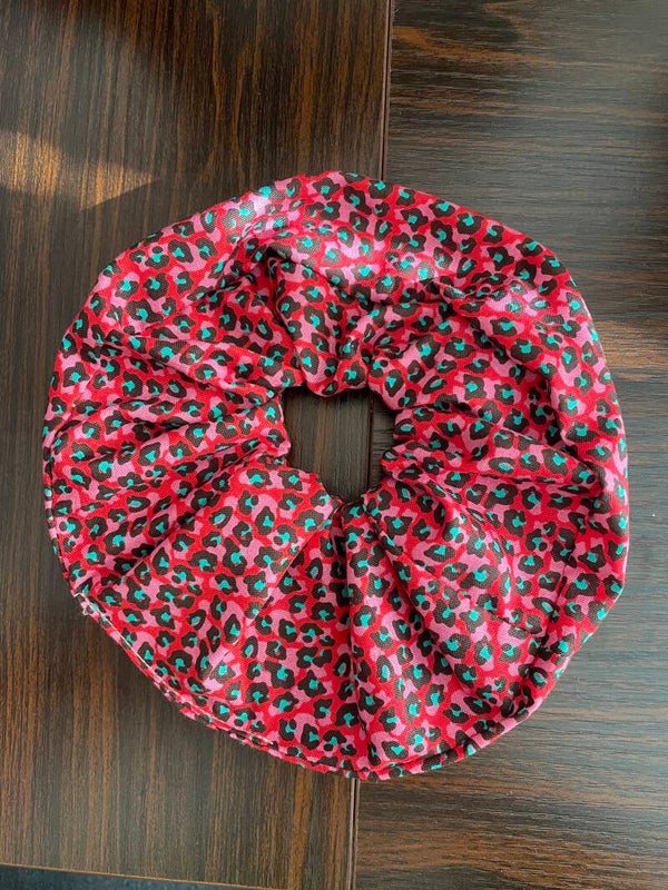 🎀 Custom Scrunchies