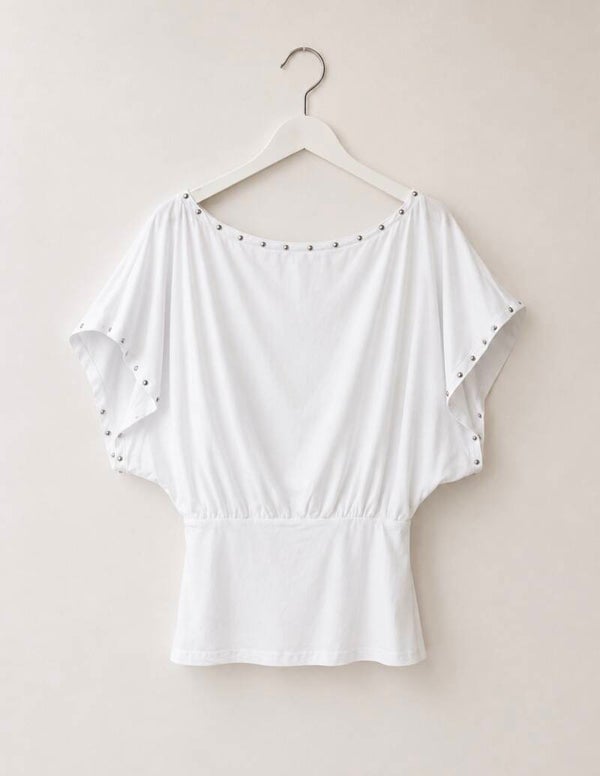 CAMISETA TACHUELAS