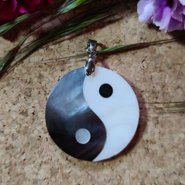Parelmoer Hanger Yin Yang