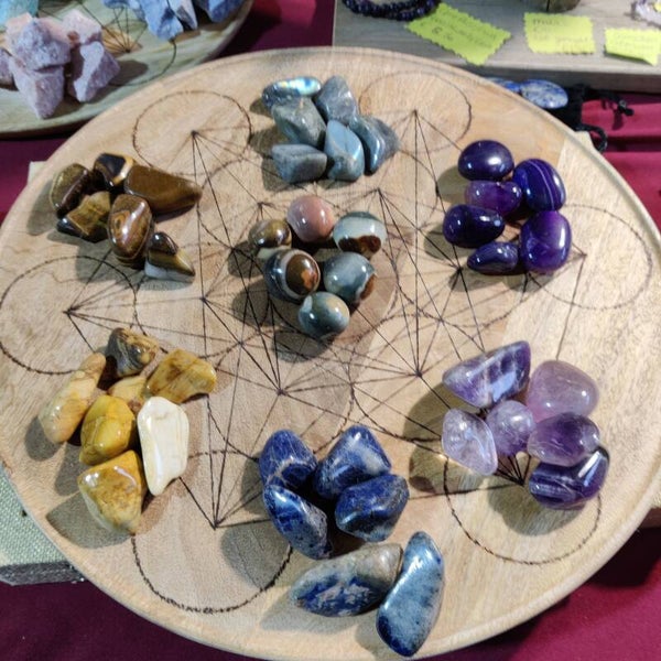 Complete Crystal Grid - Bord + 36 trommelstenen