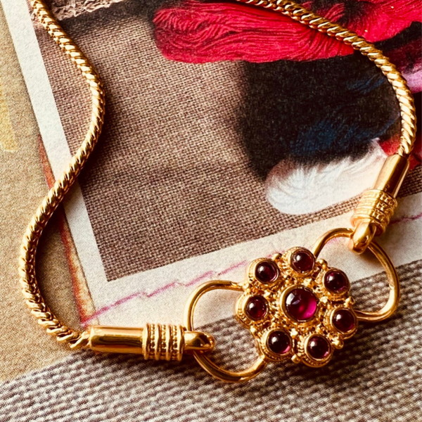 RUBY FLOWER bracelet