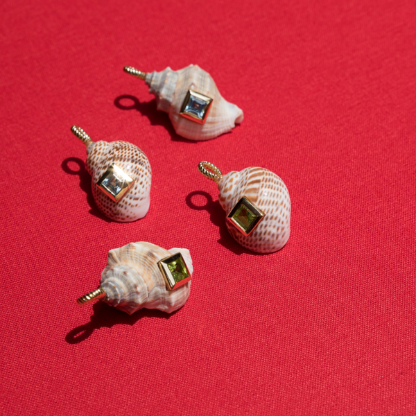 IGGI SHELL pendant