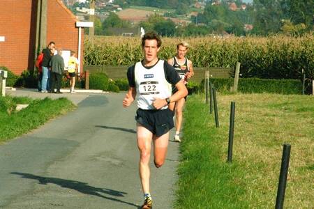 2004-10-09_stratenloop_tiegem_05-standard.jpg