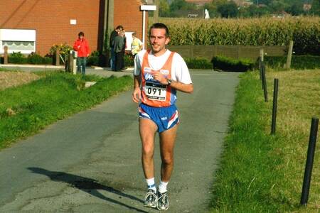 2004-10-09_stratenloop_tiegem_07-standard.jpg