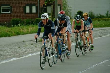 2005-05-08_sp-duatlon_avelgem_12-standard.jpg