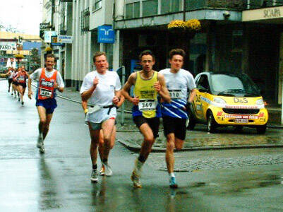 2005-12-04_kerstloop_waregem10-standard.jpg
