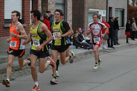 2011-12-04_kerstloop-waregem_foto04-standard.jpg