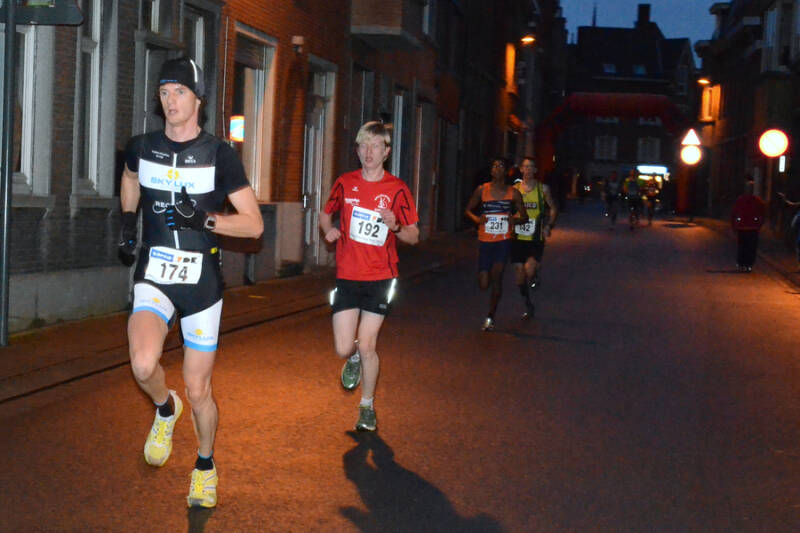 2012-12-26_kerstcorrida_tielt_10-standard.jpg