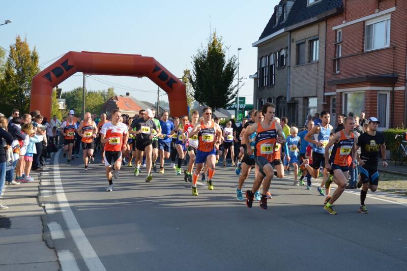 2015-10-11_reuzenrun_tielt_01-standard.jpg