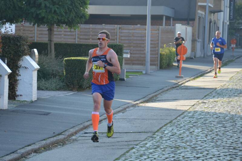 2015-10-11_reuzenrun_tielt_17-standard.jpg