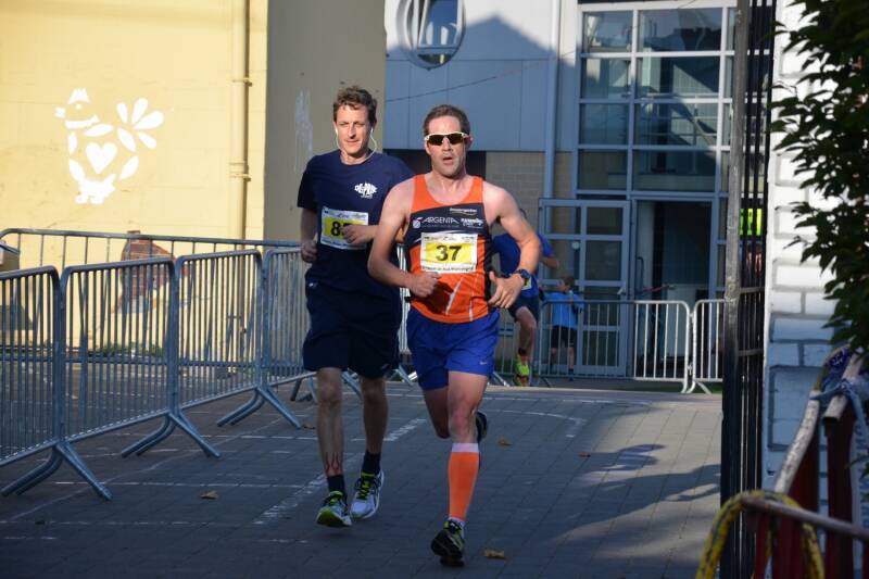 2015-10-11_reuzenrun_tielt_22-standard.jpg