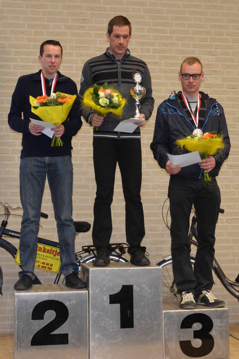 2016-03-20_vijf-van-sluis_podium-standard.jpg