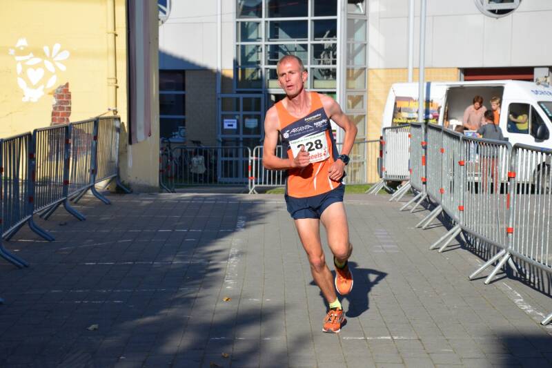 2016-10-09_reuzenrun_tielt_13-standard.jpg
