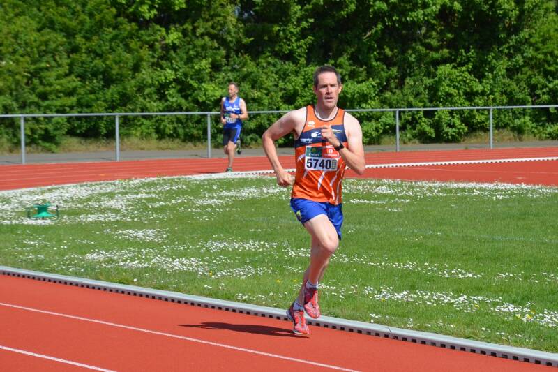 2019-05-11_mastersmeeting-tielt-2000m_08-standard.jpg