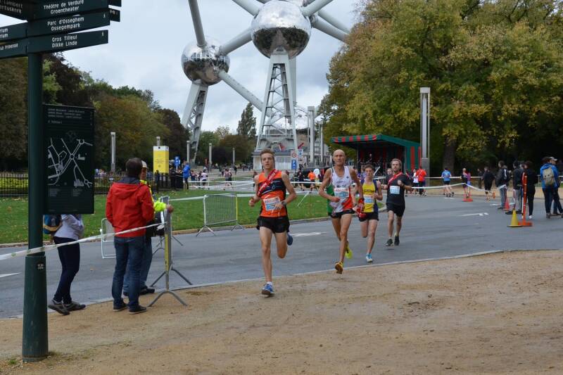 2019-10-19_brussels_ekiden_07-standard.jpg