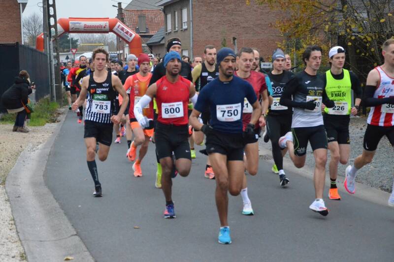 2022-12-04_kerstloop_waregem_03-standard.jpg