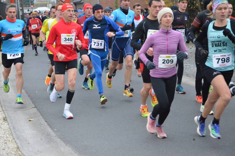2022-12-04_kerstloop_waregem_05-standard.jpg