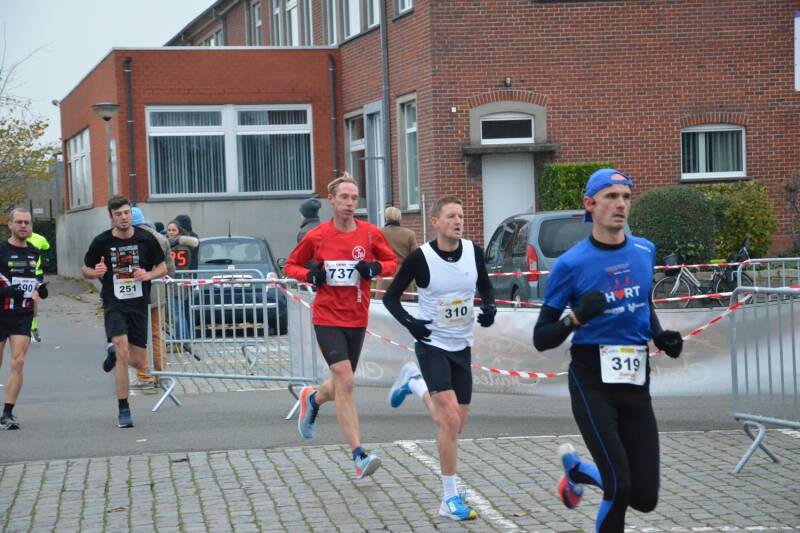 2022-12-04_kerstloop_waregem_10-standard.jpg