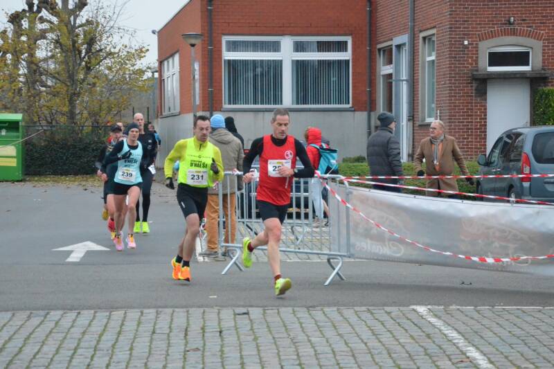 2022-12-04_kerstloop_waregem_12-standard.jpg