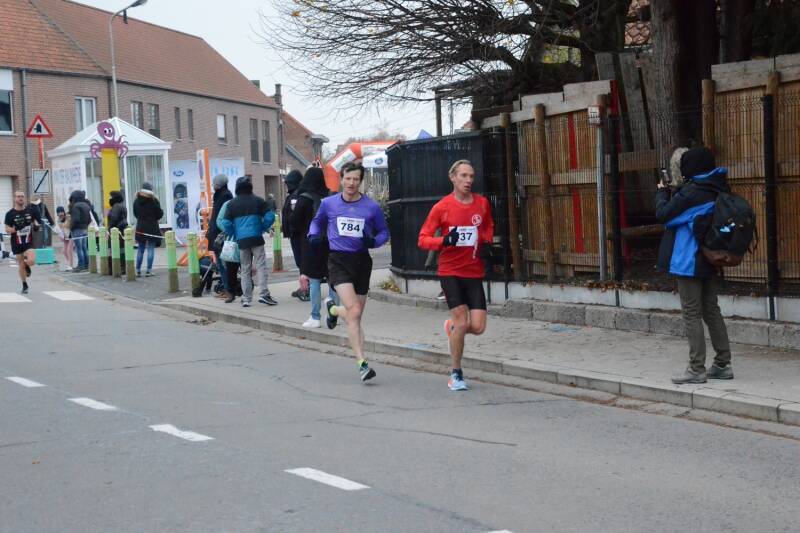 2022-12-04_kerstloop_waregem_17-standard.jpg