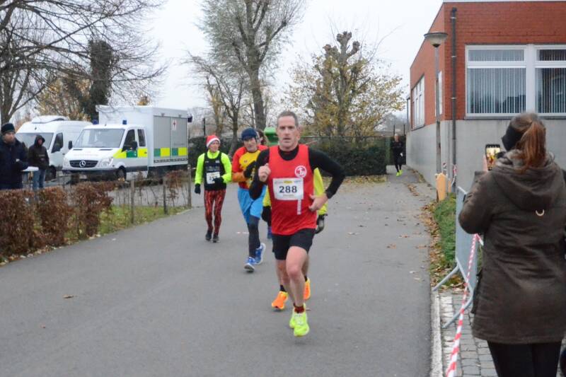 2022-12-04_kerstloop_waregem_21-standard.jpg