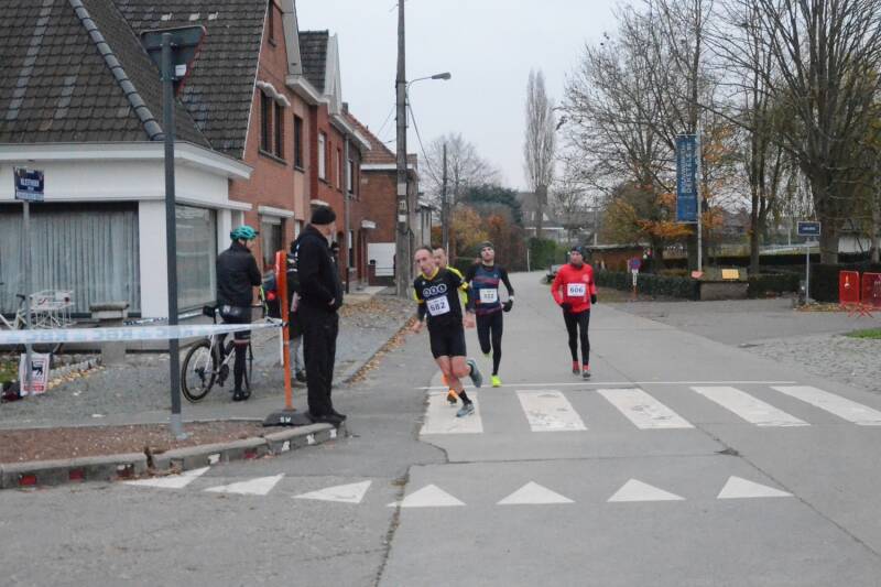 2022-12-04_kerstloop_waregem_23-standard.jpg