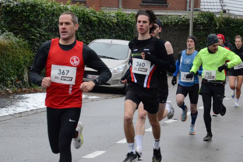 2023-12-03_kerstloop_waregem_04-standard.jpg