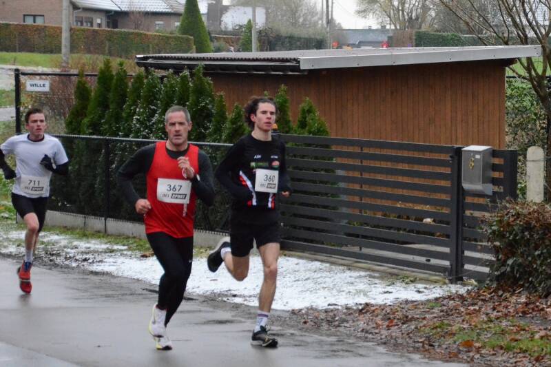 2023-12-03_kerstloop_waregem_24-standard.jpg