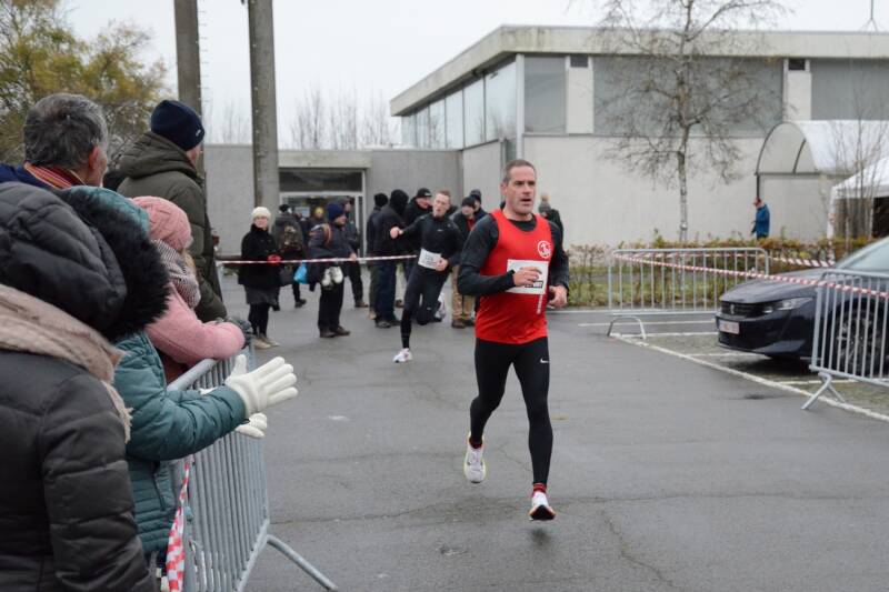 2023-12-03_kerstloop_waregem_29-standard.jpg