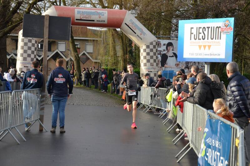 2023-12-30_sylvesterjogging_wielsbeke_09-standard.jpg