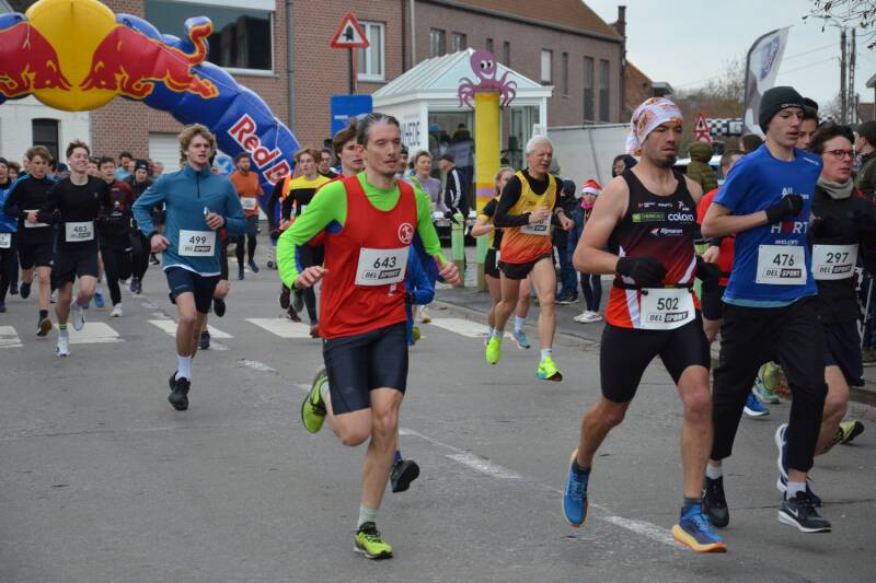 2024-12-01_kerstloop_waregem_06-standard.jpg