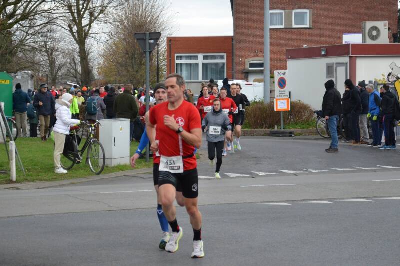 2024-12-01_kerstloop_waregem_10-standard.jpg