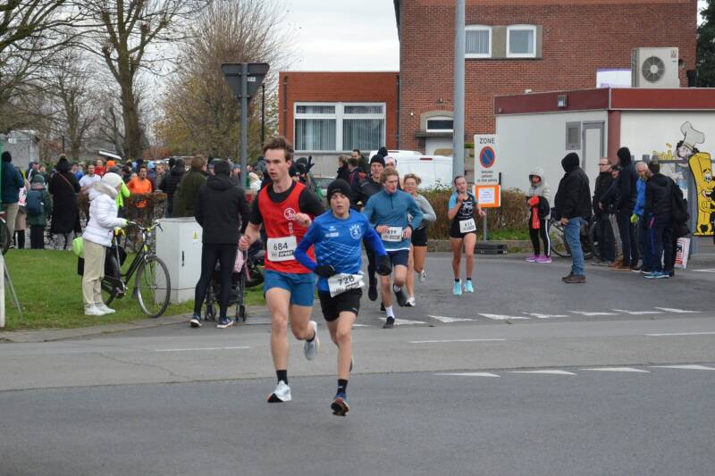 2024-12-01_kerstloop_waregem_13-standard.jpg