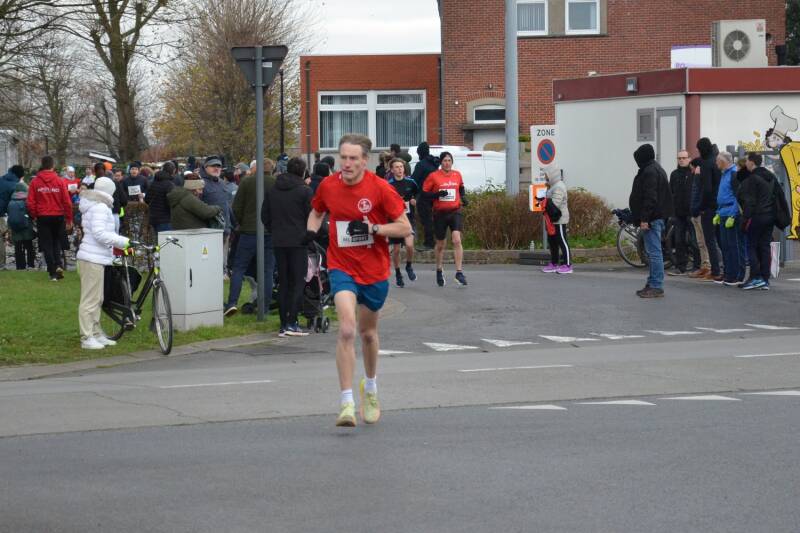 2024-12-01_kerstloop_waregem_14-standard.jpg