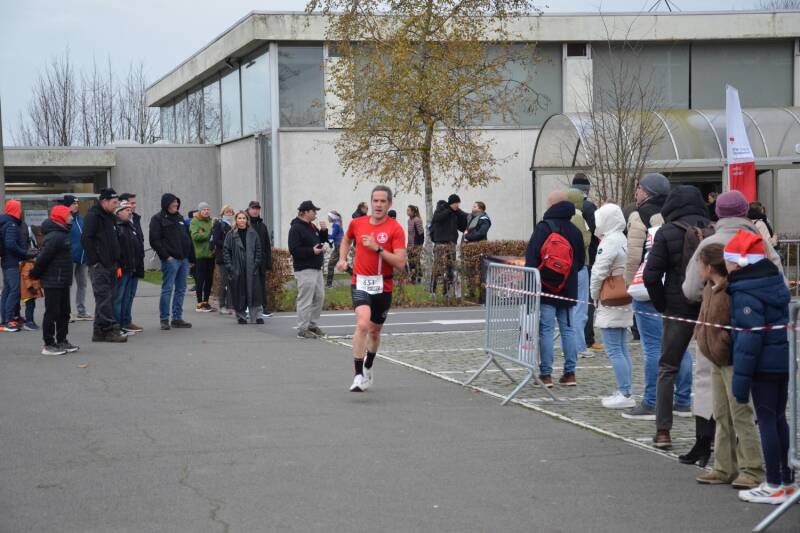 2024-12-01_kerstloop_waregem_26-standard.jpg