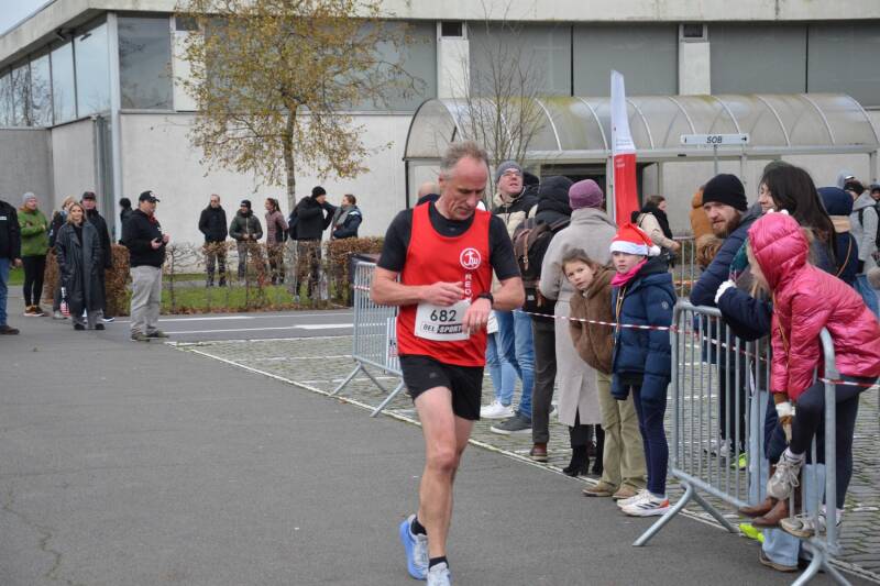 2024-12-01_kerstloop_waregem_28-standard.jpg