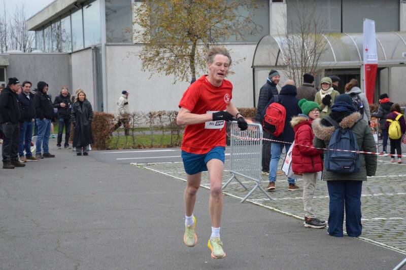 2024-12-01_kerstloop_waregem_32-standard.jpg