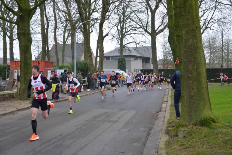 2024-12-29_sylvesterloop_wielsbeke_01-standard.jpg