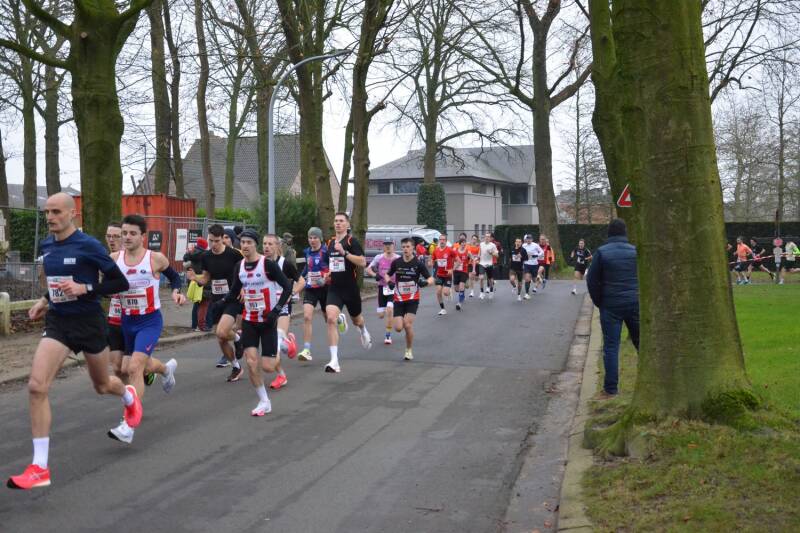 2024-12-29_sylvesterloop_wielsbeke_02-standard.jpg