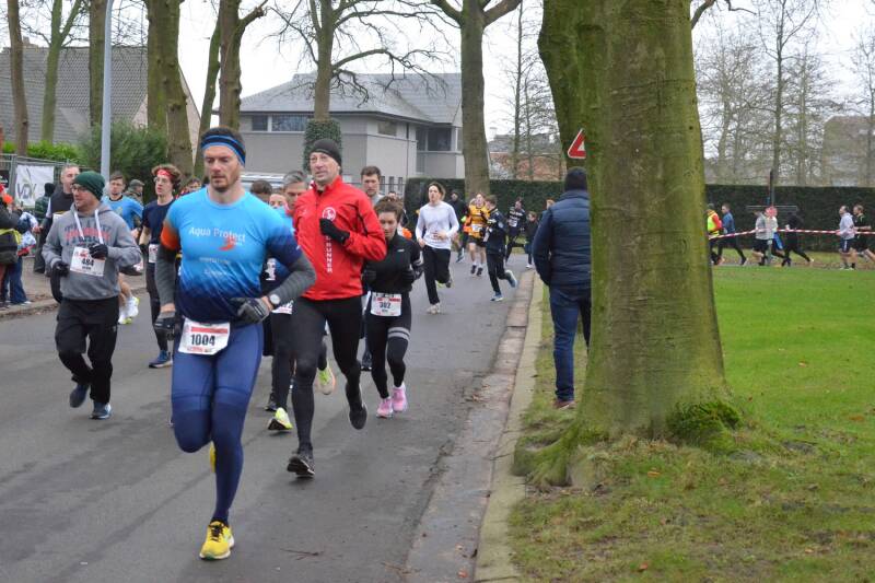 2024-12-29_sylvesterloop_wielsbeke_07-standard.jpg