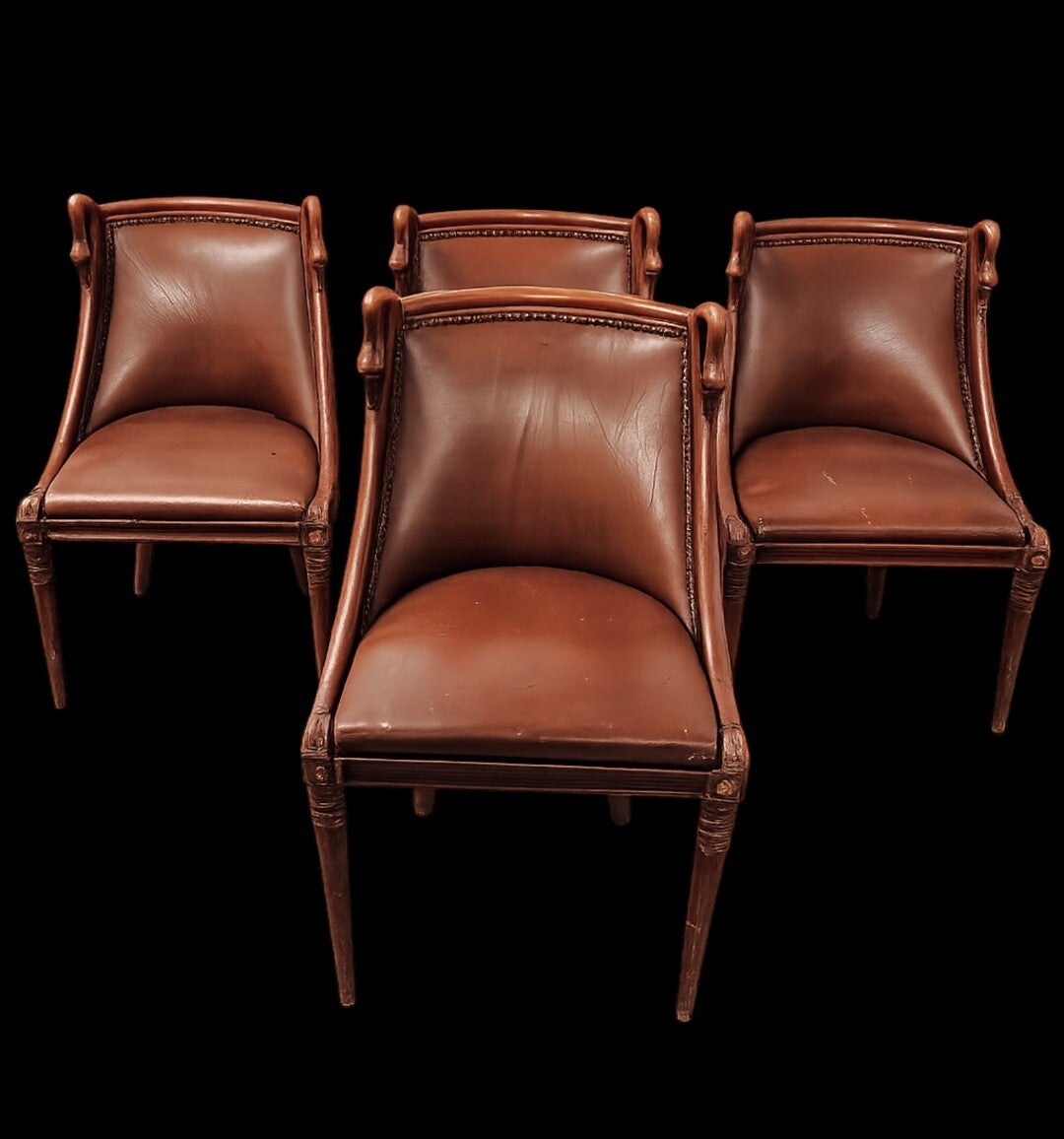 Exclusieve set van 4 Empire 'Col de Cygne' gondelstoelen, 19e eeuw – Gepatineerd leder