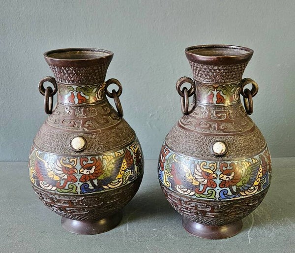 Japanse bronzen champlevé en cloisonné emaille vazen