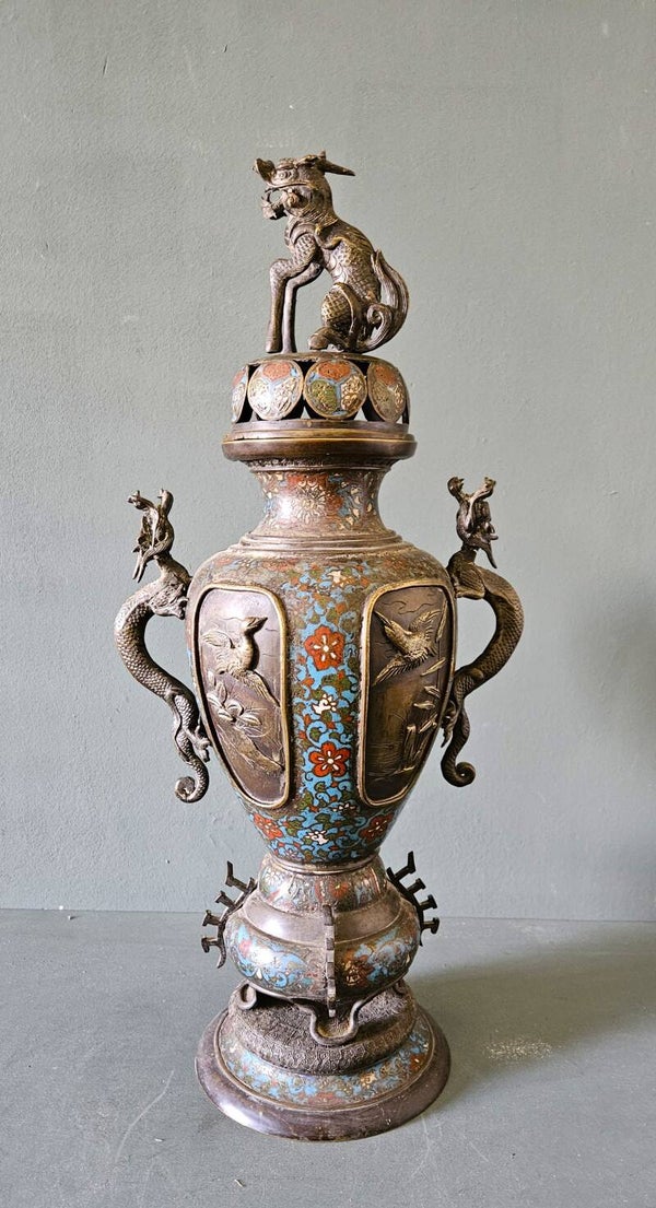 Polychrome champlevé censer met decor van draken