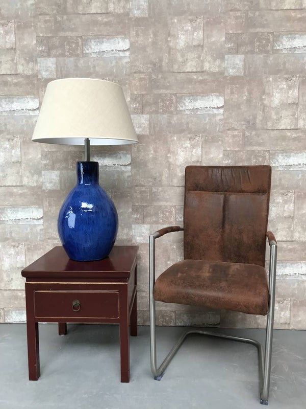 T011213 Tafellamp aardewerk blauw glazuur met creme linnen kap.