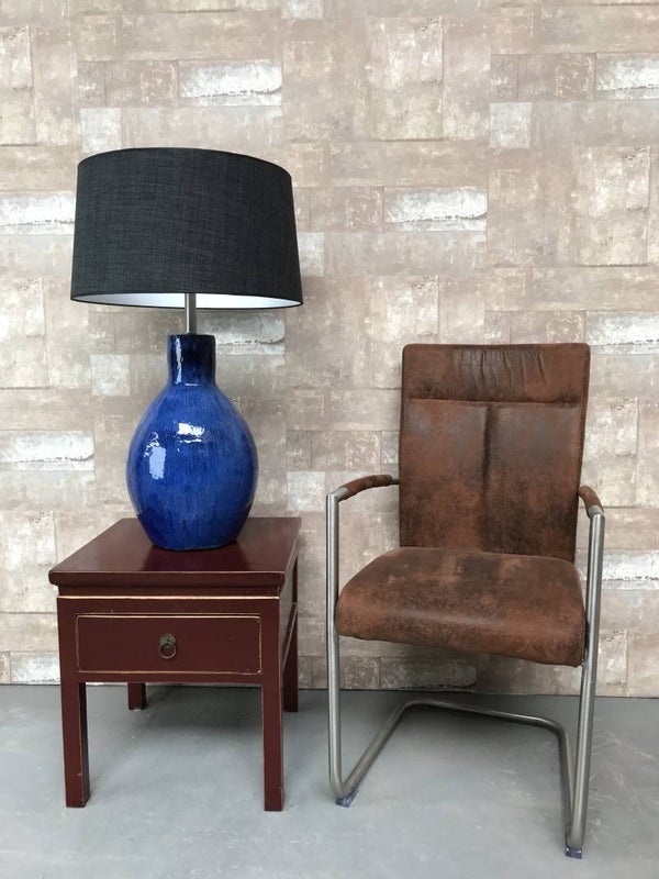 T011221 Tafellamp aardewerk blauw glazuur met antraciet linnen kap.