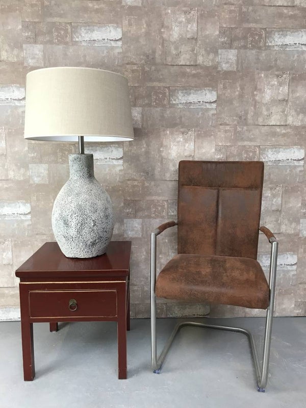 T017916 Tafellamp aardewerk ocean oxide met creme linnen kap.