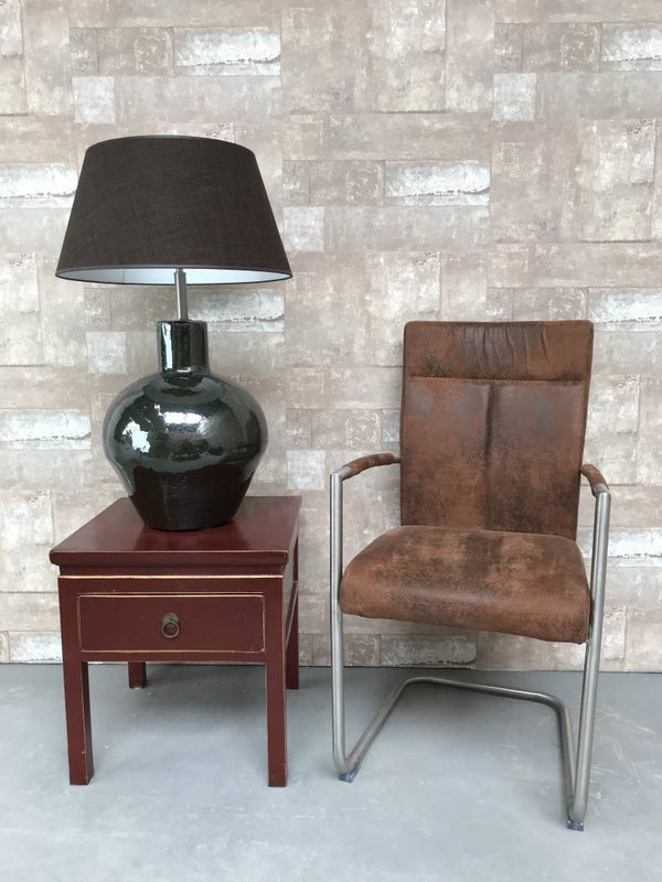 T031409 Tafellamp aardewerk donker groen glazuur met antraciet linnen kap.