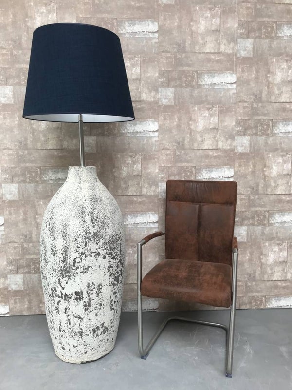 V027930 Vloerlamp aardewerk ocean oxide met donker blauwe linnen kap.