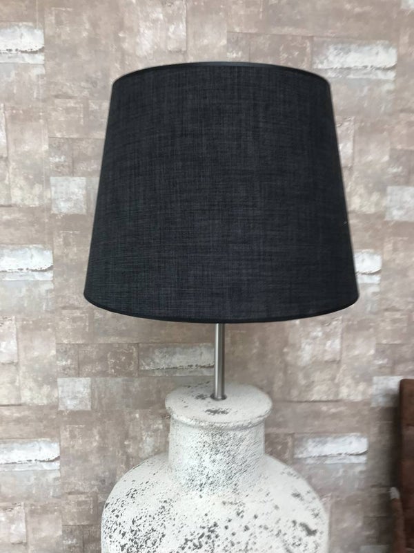 V017931 Vloerlamp aardewerk ocean oxide met antraciet linnen kap.