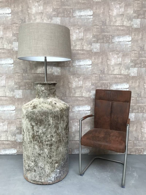 V017141 Vloerlamp aardewerk atlantic met licht bruine linnen kap.